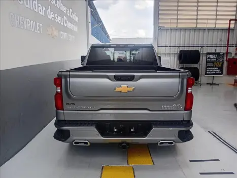 CHEVROLET Silverado 5.3 V8 1500 HIGH COUNTRY CABINE DUPLA 4X4 AUTOMTICO, Foto 20