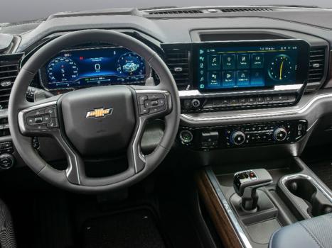 CHEVROLET Silverado 5.3 V8 1500 HIGH COUNTRY CABINE DUPLA 4X4 AUTOMTICO, Foto 2