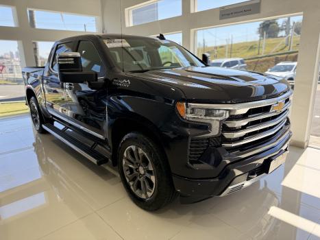 CHEVROLET Silverado 5.3 V8 1500 HIGH COUNTRY CABINE DUPLA 4X4 AUTOMTICO, Foto 2