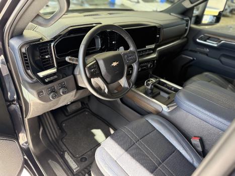 CHEVROLET Silverado 5.3 V8 1500 HIGH COUNTRY CABINE DUPLA 4X4 AUTOMTICO, Foto 6