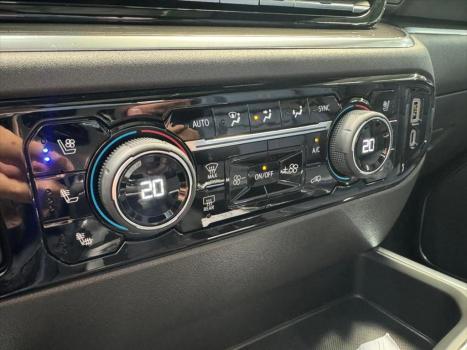 CHEVROLET Silverado 5.3 V8 1500 HIGH COUNTRY CABINE DUPLA 4X4 AUTOM�TICO, Foto 10