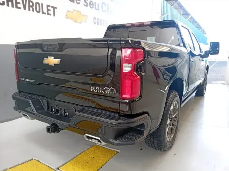 CHEVROLET Silverado 5.3 V8 1500 HIGH COUNTRY CABINE DUPLA 4X4 AUTOM�TICO, Foto 3