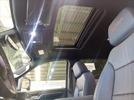 CHEVROLET Silverado 5.3 V8 1500 HIGH COUNTRY CABINE DUPLA 4X4 AUTOM�TICO, Foto 14