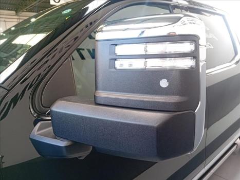 CHEVROLET Silverado 5.3 V8 1500 HIGH COUNTRY CABINE DUPLA 4X4 AUTOM�TICO, Foto 16