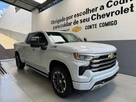 CHEVROLET Silverado 5.3 V8 1500 HIGH COUNTRY CABINE DUPLA 4X4 AUTOM�TICO, Foto 2