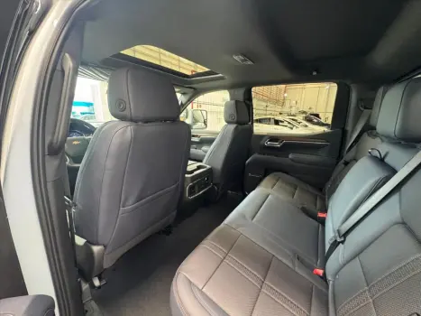 CHEVROLET Silverado 5.3 V8 1500 HIGH COUNTRY CABINE DUPLA 4X4 AUTOM�TICO, Foto 17