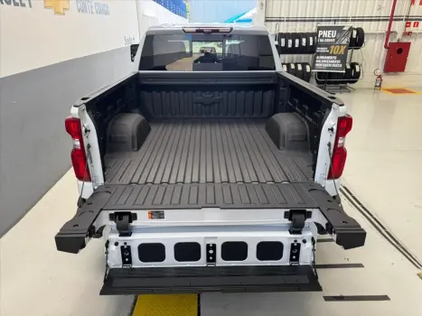 CHEVROLET Silverado 5.3 V8 1500 HIGH COUNTRY CABINE DUPLA 4X4 AUTOM�TICO, Foto 20