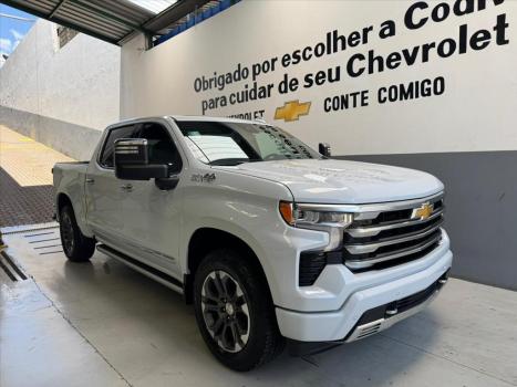 CHEVROLET Silverado 5.3 V8 1500 HIGH COUNTRY CABINE DUPLA 4X4 AUTOM�TICO, Foto 2