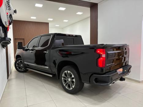CHEVROLET Silverado 5.3 V8 1500 HIGH COUNTRY CABINE DUPLA 4X4 AUTOM�TICO, Foto 4