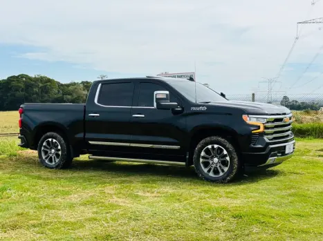 CHEVROLET Silverado 5.3 V8 1500 HIGH COUNTRY CABINE DUPLA 4X4 AUTOM�TICO, Foto 3