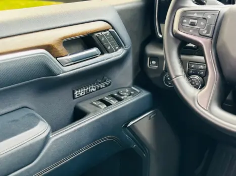 CHEVROLET Silverado 5.3 V8 1500 HIGH COUNTRY CABINE DUPLA 4X4 AUTOM�TICO, Foto 8