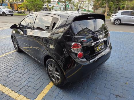 CHEVROLET Sonic Hatch 1.6 16V 4P LTZ FLEX, Foto 2