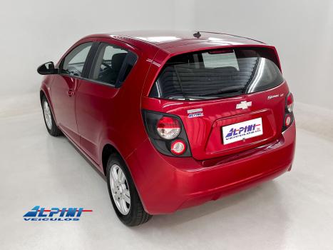 CHEVROLET Sonic Hatch , Foto 4