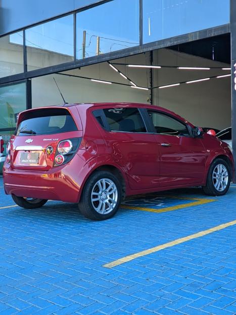 CHEVROLET Sonic Hatch 1.6 16V 4P LTZ FLEX AUTOM�TICO, Foto 4