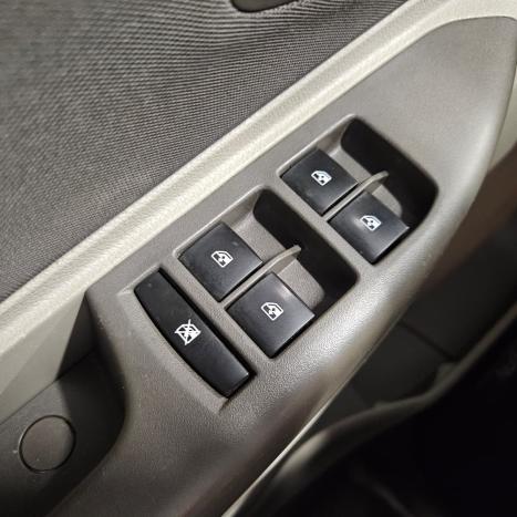 CHEVROLET Spin 1.8 4P FLEX LT AUTOM�TICO, Foto 17