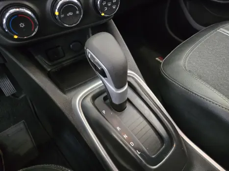 CHEVROLET Tracker 1.0 12V 4P FLEX TURBO LTZ AUTOMÁTICO, Foto 9 CHEVROLET Tracker 1.0 12V 4P FLEX TURBO LTZ AUTOMÁTICO, Foto 9