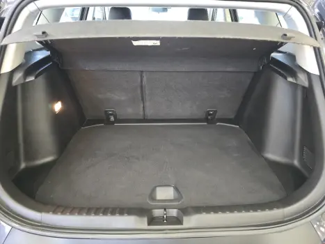 CHEVROLET Tracker 1.0 12V 4P FLEX TURBO LTZ AUTOMÁTICO, Foto 18 CHEVROLET Tracker 1.0 12V 4P FLEX TURBO LTZ AUTOMÁTICO, Foto 18