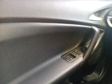 CHEVROLET Tracker 1.0 12V 4P FLEX TURBO LT AUTOM�TICO, Foto 14