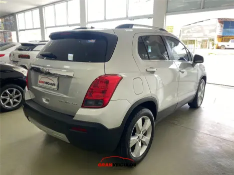 CHEVROLET Tracker 1.8 16V 4P FLEX LTZ AUTOM�TICO, Foto 4