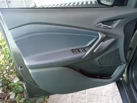 CHEVROLET Tracker 1.2 12V 4P FLEX TURBO PREMIER AUTOM�TICO, Foto 12