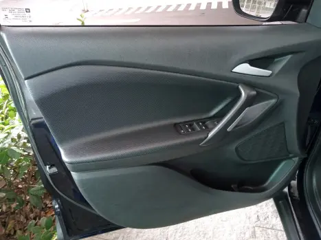 CHEVROLET Tracker 1.0 12V 4P FLEX TURBO LTZ AUTOM�TICO, Foto 12