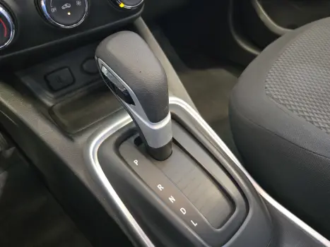 CHEVROLET Tracker 1.0 12V 4P FLEX TURBO AUTOM�TICO, Foto 8