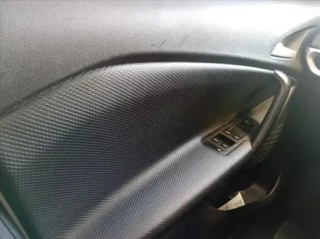 CHEVROLET Tracker 1.0 12V 4P FLEX TURBO LT AUTOM�TICO, Foto 16