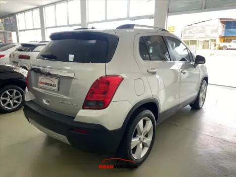 CHEVROLET Tracker 1.8 16V 4P FLEX LTZ AUTOM�TICO, Foto 4