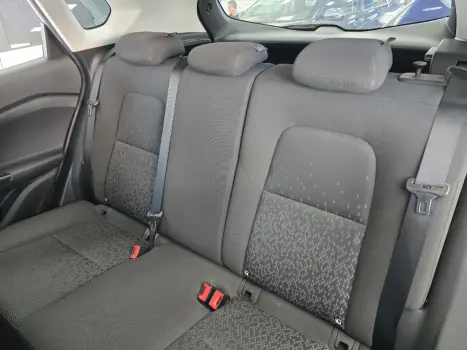 CHEVROLET Tracker 1.0 12V 4P FLEX TURBO AUTOM�TICO, Foto 17