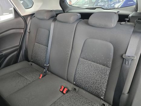 CHEVROLET Tracker 1.0 12V 4P FLEX TURBO AUTOM�TICO, Foto 17