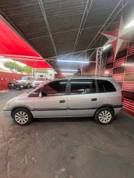 CHEVROLET Zafira 2.0 4P FLEX EXPRESSION 7 LUGARES AUTOMÁTICO, Foto 5 CHEVROLET Zafira 2.0 4P FLEX EXPRESSION 7 LUGARES AUTOMÁTICO, Foto 5