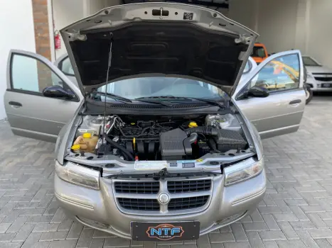 CHRYSLER Stratus 2.0 16V 4P LE, Foto 14