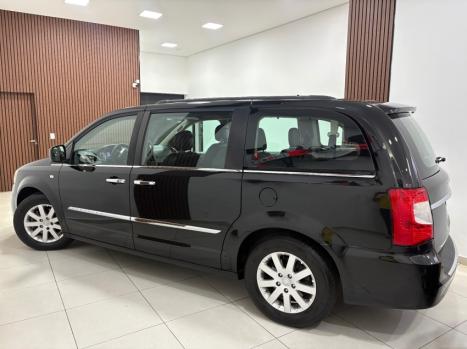 CHRYSLER Town & Country 3.8 V6 12V 4P TOURING AUTOM�TICO, Foto 3