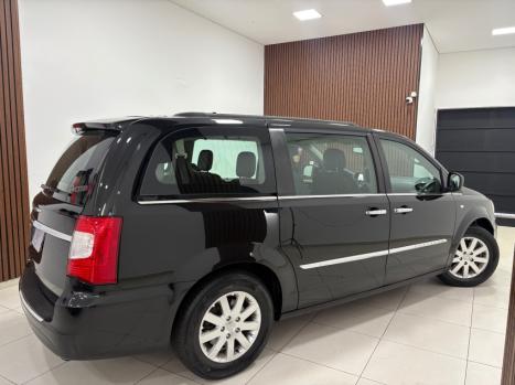 CHRYSLER Town & Country 3.8 V6 12V 4P TOURING AUTOM�TICO, Foto 4