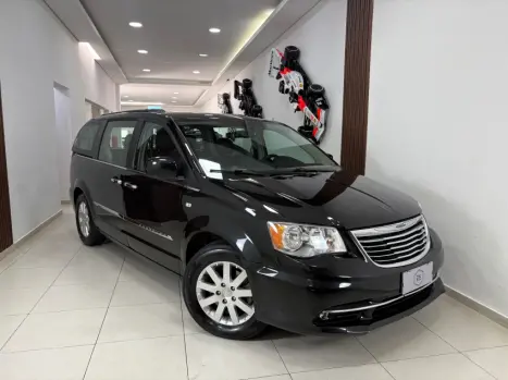 CHRYSLER Town & Country 3.8 V6 12V 4P TOURING AUTOMÁTICO, Foto 2