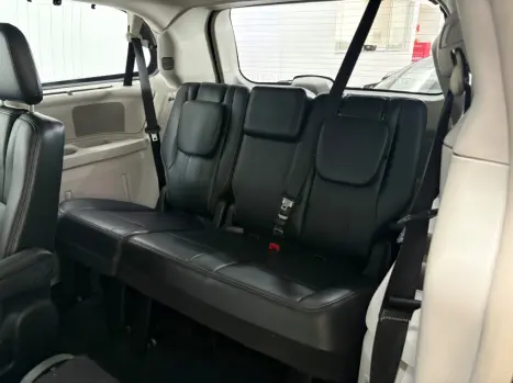 CHRYSLER Town & Country 3.8 V6 12V 4P TOURING AUTOMÁTICO, Foto 8