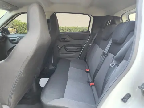 CITROEN C3 1.0 4P 12V FLEX LIVE PACK, Foto 7 CITROEN C3 1.0 4P 12V FLEX LIVE PACK, Foto 7