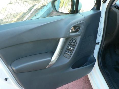 CITROEN C3 1.5 4P TENDANCE FLEX, Foto 8 CITROEN C3 1.5 4P TENDANCE FLEX, Foto 8