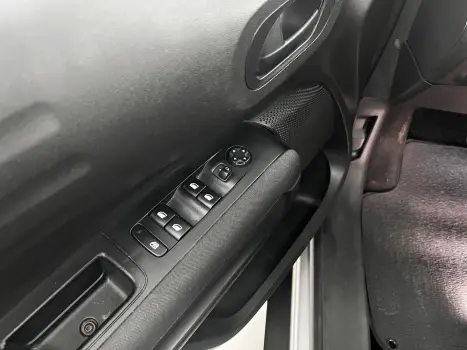 CITROEN C4 Cactus 1.6 16V 4P VTI 120 FLEX FEEL AUTOM�TICO, Foto 11