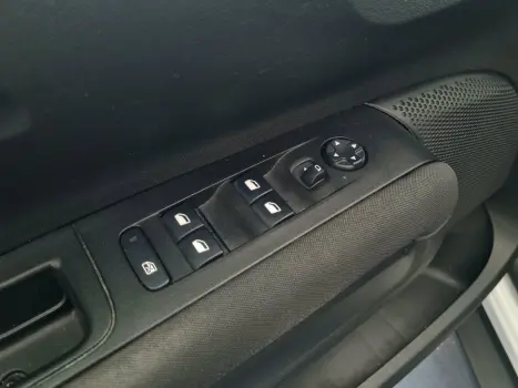 CITROEN C4 Cactus 1.6 16V 4P VTI 120 FLEX FEEL AUTOMÁTICO, Foto 11
