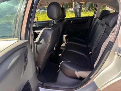 CITROEN C4 Hatch 1.6 16V 4P GLX, Foto 9