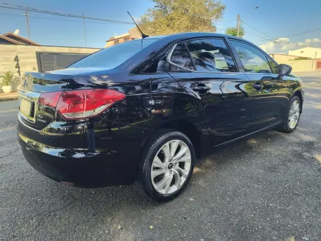 CITROEN C4 Sedan 1.6 16V 4P LOUNGE TENDANCE THP TURBO AUTOM�TICO, Foto 3