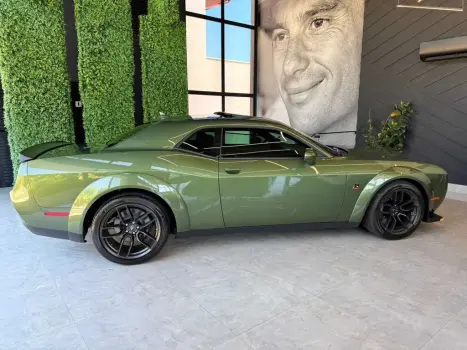 DODGE Challenger 6.4 V8 HEMI R-T SCAT PACK TORQUEFLITE AUTOM�TICO, Foto 13
