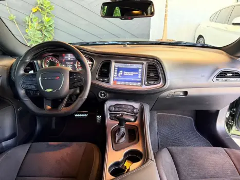 DODGE Challenger 6.4 V8 HEMI R-T SCAT PACK TORQUEFLITE AUTOM�TICO, Foto 14