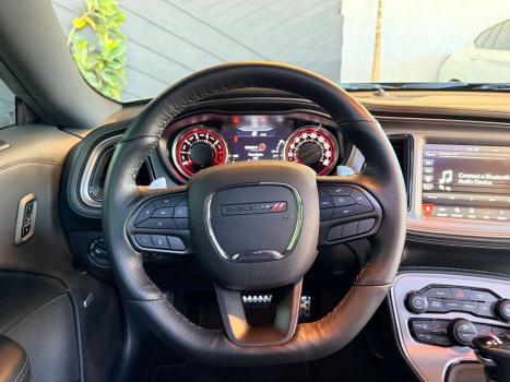 DODGE Challenger 6.4 V8 HEMI R-T SCAT PACK TORQUEFLITE AUTOM�TICO, Foto 16