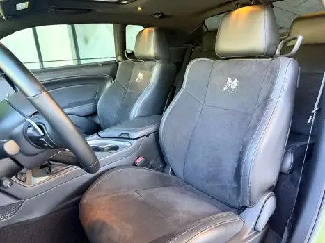 DODGE Challenger 6.4 V8 HEMI R-T SCAT PACK TORQUEFLITE AUTOM�TICO, Foto 19