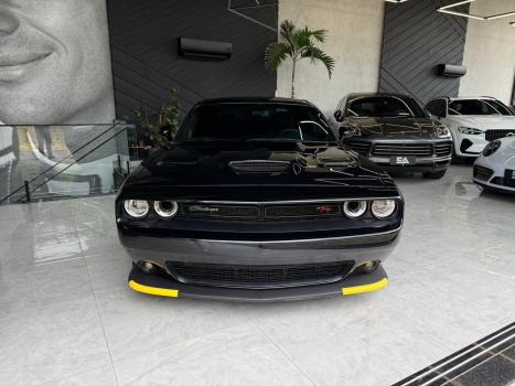DODGE Challenger 6.4 V8 HEMI R-T SCAT PACK TORQUEFLITE AUTOM�TICO, Foto 3