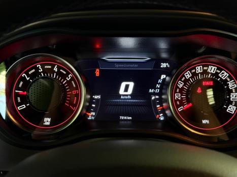 DODGE Challenger 6.4 V8 HEMI R-T SCAT PACK TORQUEFLITE AUTOM�TICO, Foto 16