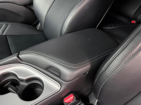 DODGE Challenger 6.4 V8 HEMI R-T SCAT PACK TORQUEFLITE AUTOM�TICO, Foto 19