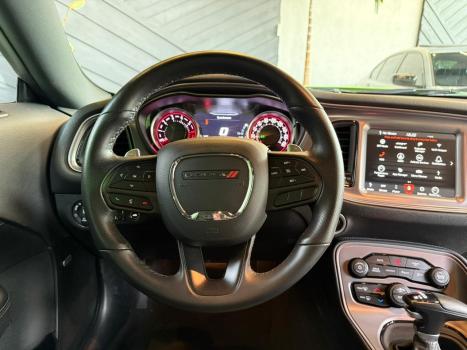 DODGE Challenger 6.4 V8 HEMI R-T SCAT PACK TORQUEFLITE AUTOM�TICO, Foto 8